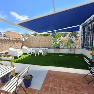 endless-summer-house.tenerifehoteles.net/