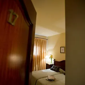 Hotel Gran Avenida, Coria Del Rio